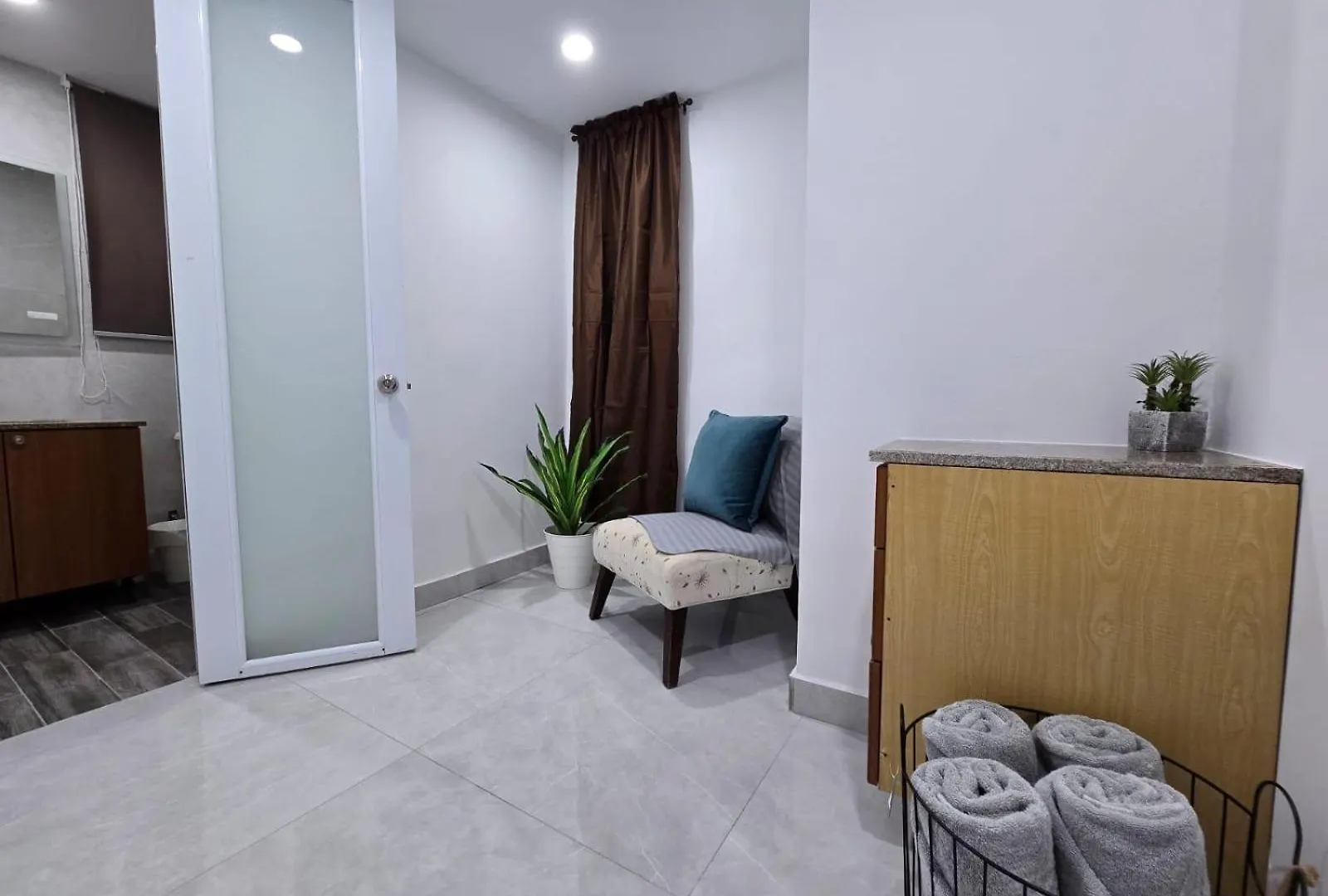 Reparto Metropolitano Apartments II Сан-Хуан 0*,